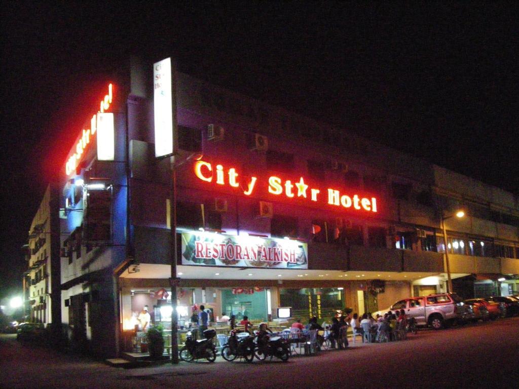 City Star Hotel Кулай Екстериор снимка